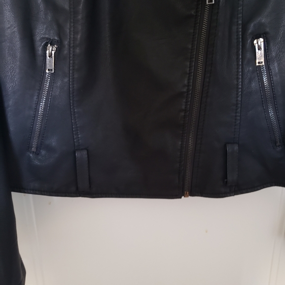 Forever 21 pleather jacket - Picture 3 of 4